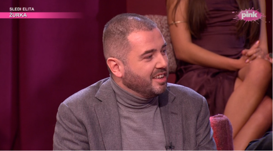 "ZNAM ČEDINU ŠIFRU" Aca ne krije da je posesivan: "Proveravam mu telefon"