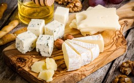 Kardiolozi otkrili: Šta se dešava sa krvnim pritiskom kada jedete sir