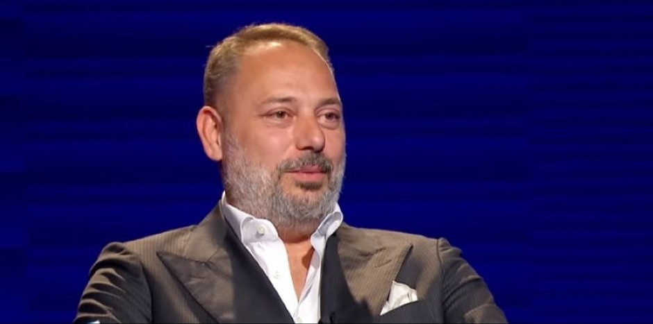 VIŠE I NE KRIJU? Blokaderi sa FTN-a objavili novi logo, Babić ih raskrinkao, evo odakle su ga uzeli i šta znači