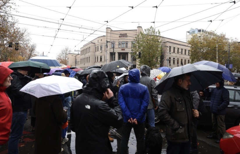 BLOKADERI OTKAZALI TRIBINU NA PRAVNOM Nikakvo interesovanje studenata, optužili vlast za političke pritiske