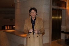 "NISAM SE DRUŽIO SA POGREŠNIM LJUDIMA" Pevač progovorio o bombaškom napadu na kuću Zdravka Čolića 