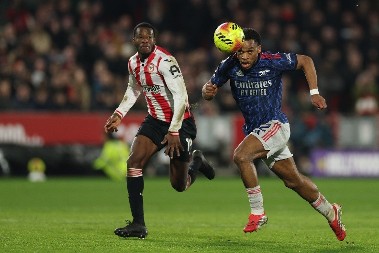 KIKS "TOBDŽIJA" Arsenal ispustio pobedu, "građani" trljaju ruke