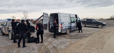 TRAGIČAN KRAJ POTRAGE: Telo devojke koja je autom sletela u Moraču pronađeno kod Vukovačkog mosta