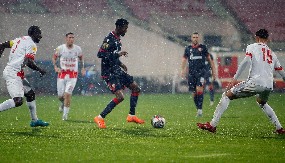  CRVENO-BELA KOLONIJA NA "RAJSKOM OSTRVU" Piter Olajinka našao novi klub nakon odlaska iz Zvezde