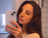 NINA ĐOGANI SKINULA ZAVOJE Ponosno pokazala novu promenu na svom licu! (FOTO)