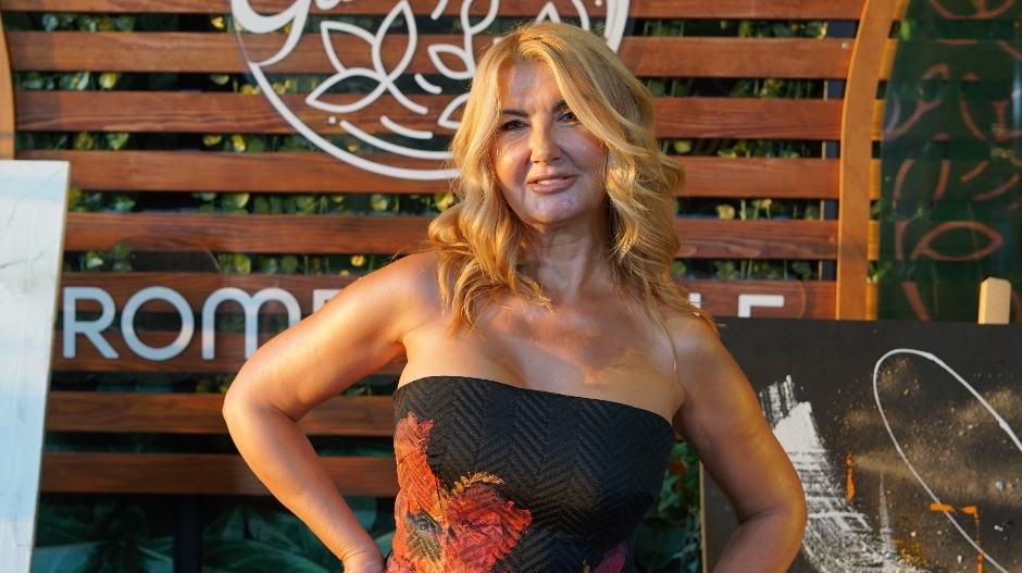 VESNA DEDIĆ POSTALA BAKA! Slavlje u domu voditeljke, a unuka nosi magično ime (FOTO)