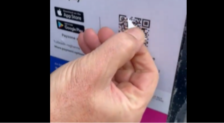 ŽENA OGOLILA MASNU PREVARU NA PARKINGU: "Gledajte! Ukrali su mojoj ćerci 1.000 evra"! (VIDEO)