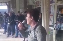 SPREMITE KATRANA I PERJA Bralović u Mrčajevcima nastavlja da preti: Jurićemo ih, šutirati i staviti u rudnike