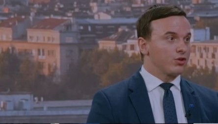 SKANDAL! Blokader Beširi ispljuvao poljoprivrednike koji blokiraju puteve i njihove zahteve!