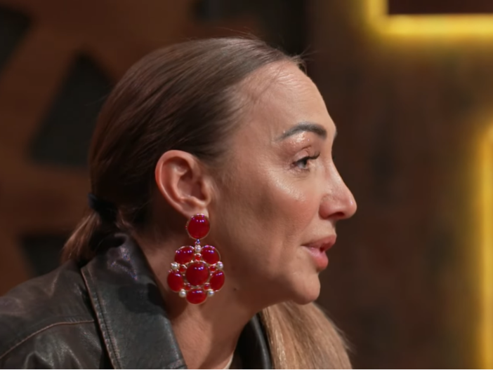 SAHRANA MAJKE GOGE SEKULIĆ Ovaj muškarac se ne odvaja od nje, tužan prizor na groblju u Sremčici