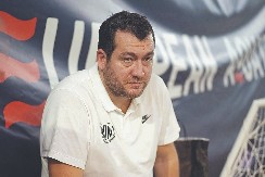 TAKO SE ISKOVALA KRUNA Uroš Stevanović otkrio glavni motiv „delfinima“ na nedavnom Evropskom prvenstvu: Zlato je i njihovo!