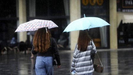  KIŠA LILA NA SRETENJE, MEDVEDICA SE POJAVILA Evo šta to znači u narodu, kakvo nas vreme čeka