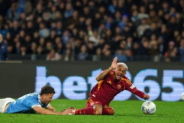 PRŠTALO U "DERBIJU SUNCA" Napoli i Roma pružili uživanje uz poker golova