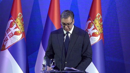 ''NAŠ NAROD NA KiM NOSI VELIKO BREME OPSTANKA U SVOJOJ KOLEVCI'' Predsednik Vučić na Sretenje poslao snažnu poruku 