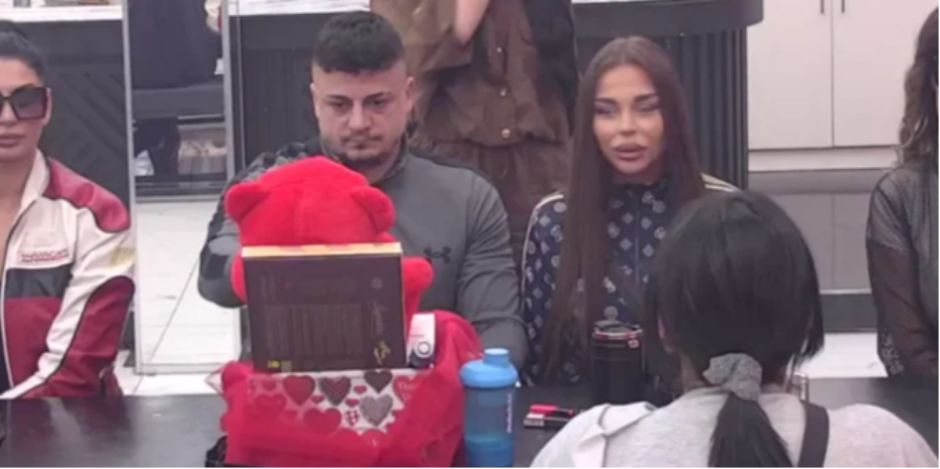 PONIŽENJE EPSKIH RAZMERA! Sofija i Terza dobili samo jedan poklon podrške, učesnici im se narugali u lice!