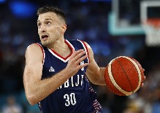 NE IZGLEDA DOBRO Povredio se Aleksa Avramović (VIDEO)