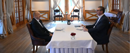 VUČIĆ I ALIJEV NA RADNOM DORUČKU: Diskutovali smo o dodatnom jačanju prijateljstva i strateškog partnerstva naših zemalja (FOTO)