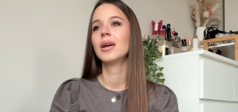 "DETE SU PRED MOJIM OČIMA BACILI U KESU ZA SMEĆE" Influenserka na porođaju prošla kroz pakao! 