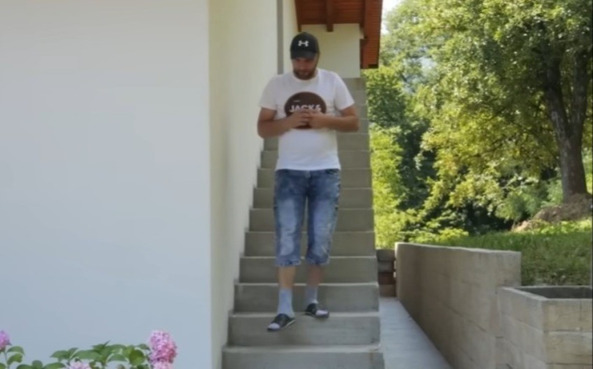 DŽENAN OTIŠAO U NEMAČKU, A ONDA MU SE ŽIVOT PREOKRENUO! Kupio kuću za 3.550€ – kad je otvorio fioku, ZANEMEO!