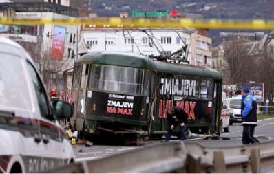 BORI SE POSLE AMPUTACIJE NOGE Lekari o stanju srednjoškolke (17) teško povređene u tramvajskoj nesreći
