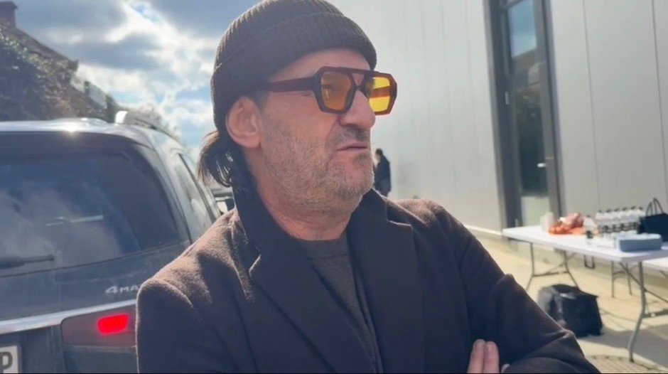 "ZNA SE KO KOGA NE MIRIŠE" Evo pored koga Aca Lukas neće ni da sedi u žiriju Hajpovih zvezda!