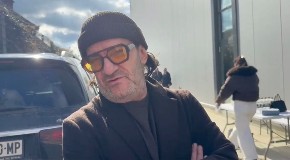 "ŽIRI U ZVEZDAMA GRANDA JE DOSADAN I NEKOMPETENTAN" Aca Lukas otvoreno: "Karleuša i ja smo tandem"