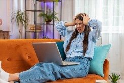 Doktorka oštro upozorava: Svi prave istu grešku kod guglanja simptoma!