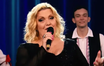 OVAKO IZGLEDA ĆERKA SNEŽANE ĐURIŠIĆ Sušta je suprotnost problematičnom bratu, a od majke je nasledila talenat za muziku! (FOTO)