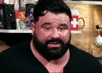 “IMAM 170 KILOGRAMA” Od najvećeg zavodnika je neprepoznatljivosti, njegova šok transformacija je zaledila javnost! (FOTO)