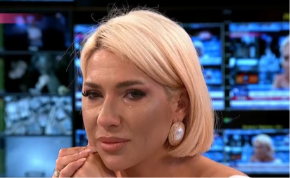 "MAJKA BI ME ODVELA U PROPAST" Jovana Jeremić otkrila bolnu pozadinu svog života, nije mogla više da ćuti!