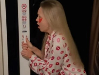 KRSTARENJE IZ NOĆNE MORE Viktorija snimila pogled sa broda tokom OLUJE - gledaoci užasnuti!    