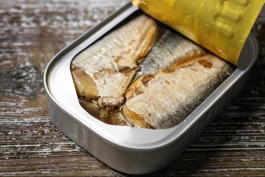 NAJBOLJA HRANA IZ MORA Lekari objasnili šta se dešava sa organizmom ako često jedete OVU ribu