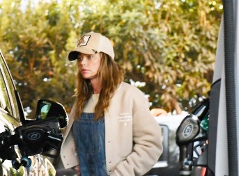 „Ne mogu više da se pretvaram“: Glumica opet prolazi kroz pakao, ovo je dotuklo