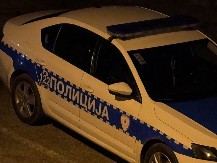   POKUŠAO DA OPLJAČKA KIOSK BRZE HRANE  Prišao radnici pa isukao nož