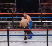 KAKO JE SEVNULO Strašan nokaut: Srbin "otkinuo" glavu Ukrajincu (VIDEO)