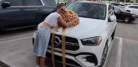 ZORANA JOVANOVIĆ DOBILA SKUPOCENI AUTOMOBIL Fudbaler drešio kesu! 