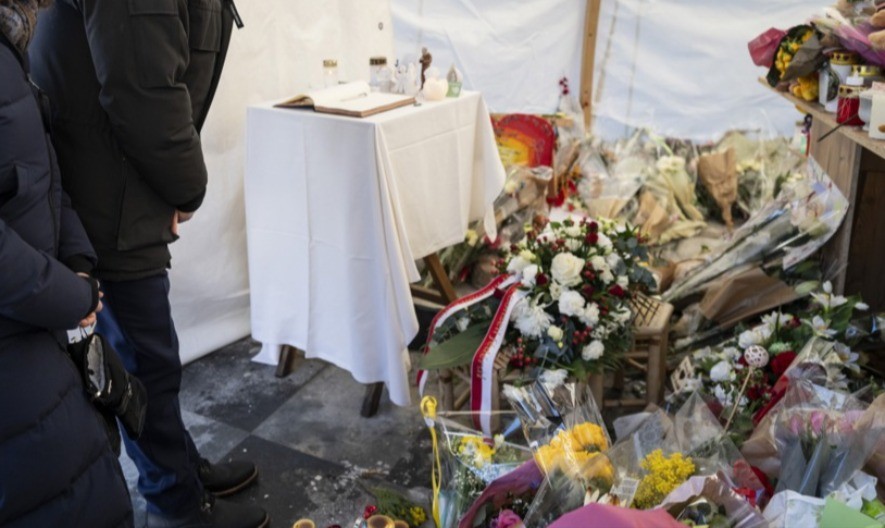 MIRNI PROTESTI BEZ BLOKADA: Broj žrtava požara u Švajcarskoj porastao na 41