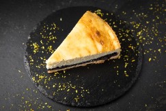 KOLAČ OD BELE ČOKOLADE I LIMUNA SA MAKOM Jedan zalogaj i svi će tražiti recept