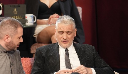 "TRESAO SAM SE" Čeda Jovanović ispred policijske stanice: "To je krst koji moram da nosim"