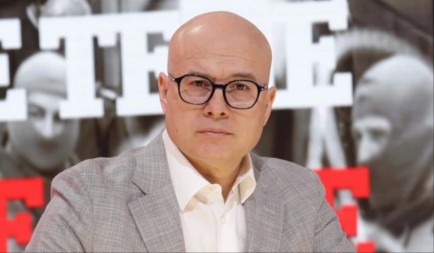 "OVO JE NAJVEĆI ZAKON U POSLEDNJIH 10 GODINA" Lider SNS Vučević o inicijativi "Svoj na svome", evo i koji je NOVI predlog dao