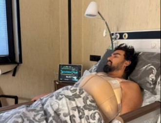 AZIS UGRADIO SILIKONE! Oglasio se iz bolničkog kreveta: "Ukupno 600 kubika, po 300 u svaku stranu" 