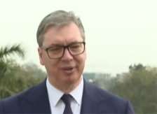 DOBRE VESTI ZA ZAPOSLENE U JUMKU Vučić: Do kraja maja će dobiti stalni posao