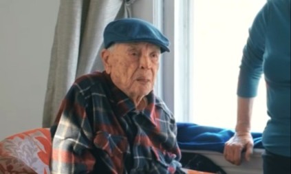 OVO JE ČOVEK KOJI JE POBEDIO VREME Napunio 111 godina i ne planira da stane - ima tri ključna pravila za dug život!