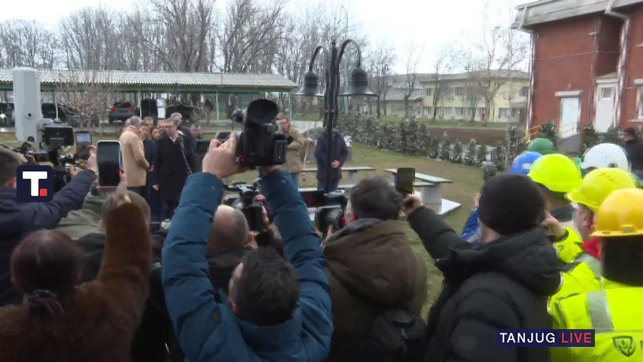 "DVE STVARI ĆEMO DA URADIMO U PRAHOVU" Vučić o novim projektima