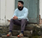 MIHAJLO JE GRADSKU BUKU ZAMENIO ZELENILOM Kupio napuštenu kuću na kraju sela - sada je renovira iz temelja! (VIDEO)