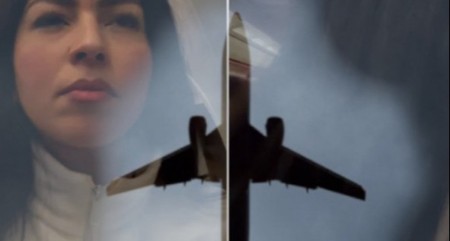 PILOT UPOZORIO PUTNIKE DA OBAVEZNO GLEDAJU KROZ PROZOR Usledio je NEBESKI SPEKTAKL - putnica sve snimila kamerom! (VIDEO)