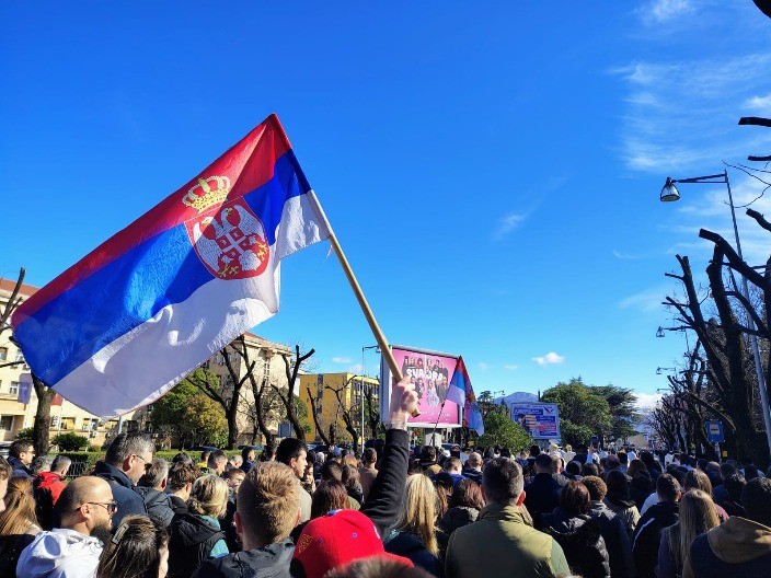 (FOTO) U toku je Svetosimeonska litija u Podgorici