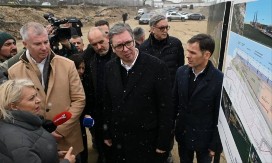 PREDSEDNIK U LUCI PRAHOVO Vučić obilazi radove na modernizaciji luke kod Negotina