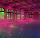 Kupanje dok pada kiša i sneg, noćenje praktično 2.000 dinara: Termalna rivijera na sat od Beograda iznenađenje zime