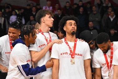 O OVOME ĆE SE PRIČATI Divan gest Nvore, medalja završila dečaku oko vrata